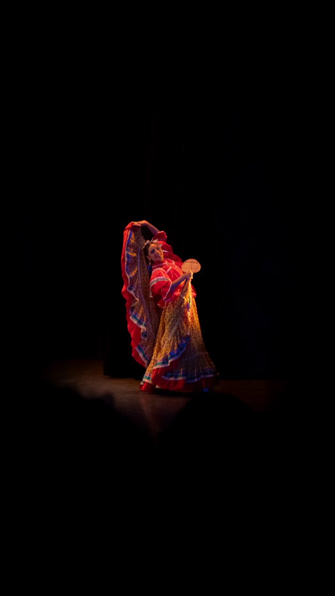 pau_pcst's tweet photo. volver a bailar me dio alas de nuevo https://t.co/Hys5ZYfqgE