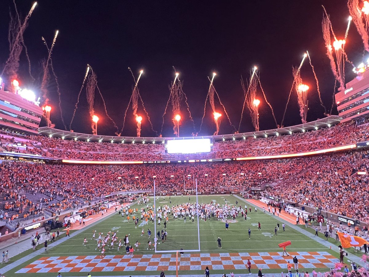 mitzi4vols's tweet photo. ✨💫🆃 🅅🄾🄻🅂 🅆🄸🄽! 🆃💫✨ 
#GBO 🆃🍊 #VamosVols🍊🆃 #BeatAR #KillTheHogs https://t.co/sF3ATYHu1c