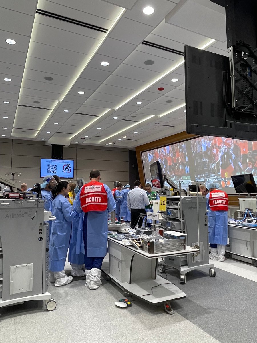 aossm1972's tweet image. ⛰️ We’ve reached the summit!
Day two brought hands-on labs, advanced techniques, and inspiring discussions.
The perfect finish to an incredible climb in surgical education.
#AOSSM #SportsMedicine