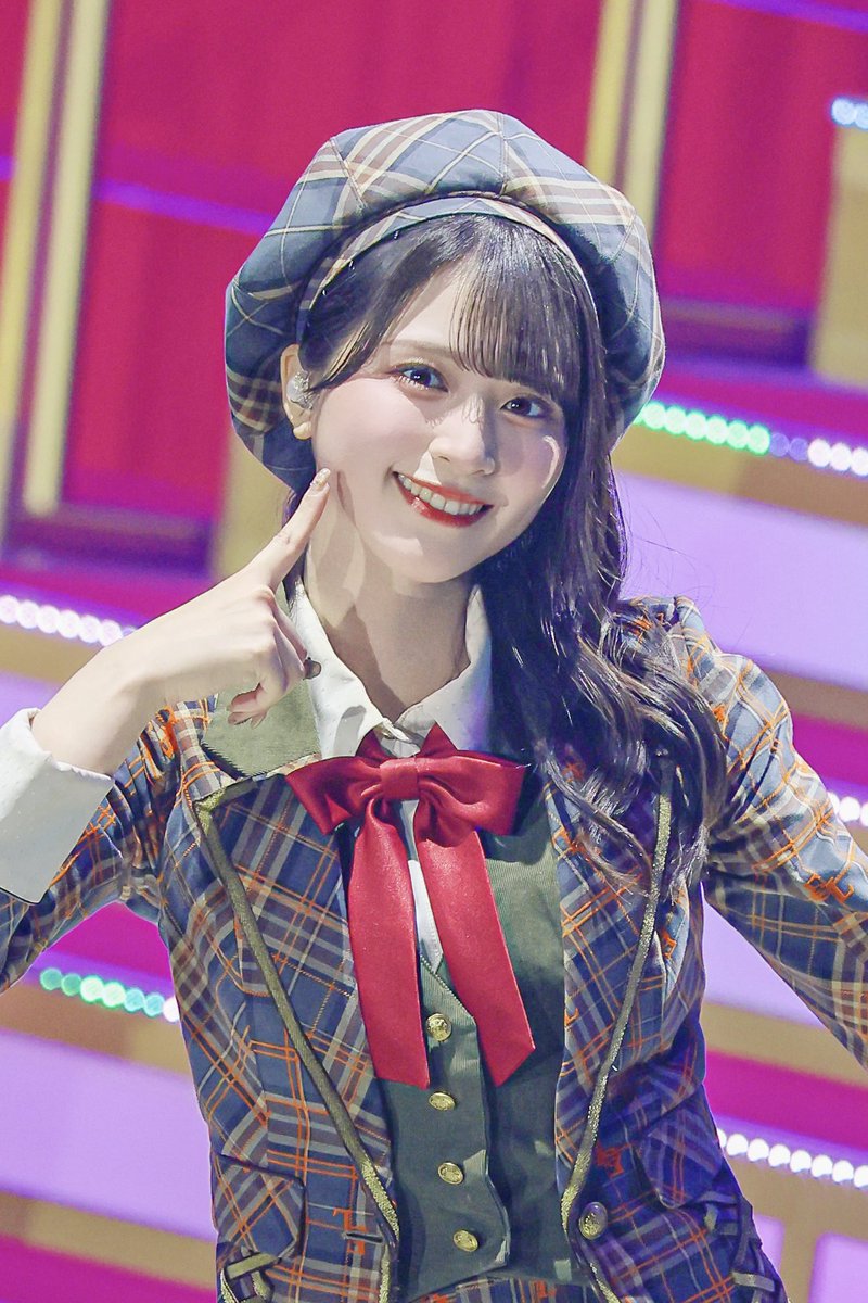 佐々木舞香(@sasaki_maika )ちゃん ベレー帽、すき？♡ #佐々木舞香