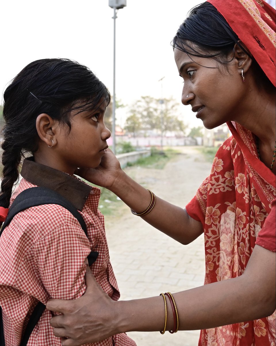 SphereFilmsCA's tweet image. In honour of International Day of the Girl, we’re spotlighting our littlest leading ladies; the stars of tomorrow, shining bright today.

AFTERSUN, dir. Charlotte Wells
THE BRAID, dir. Laetitia Colombani
THE INNOCENTS, dir. Eskil Vogt
WE LIVE IN TIME, dir. John Crowley