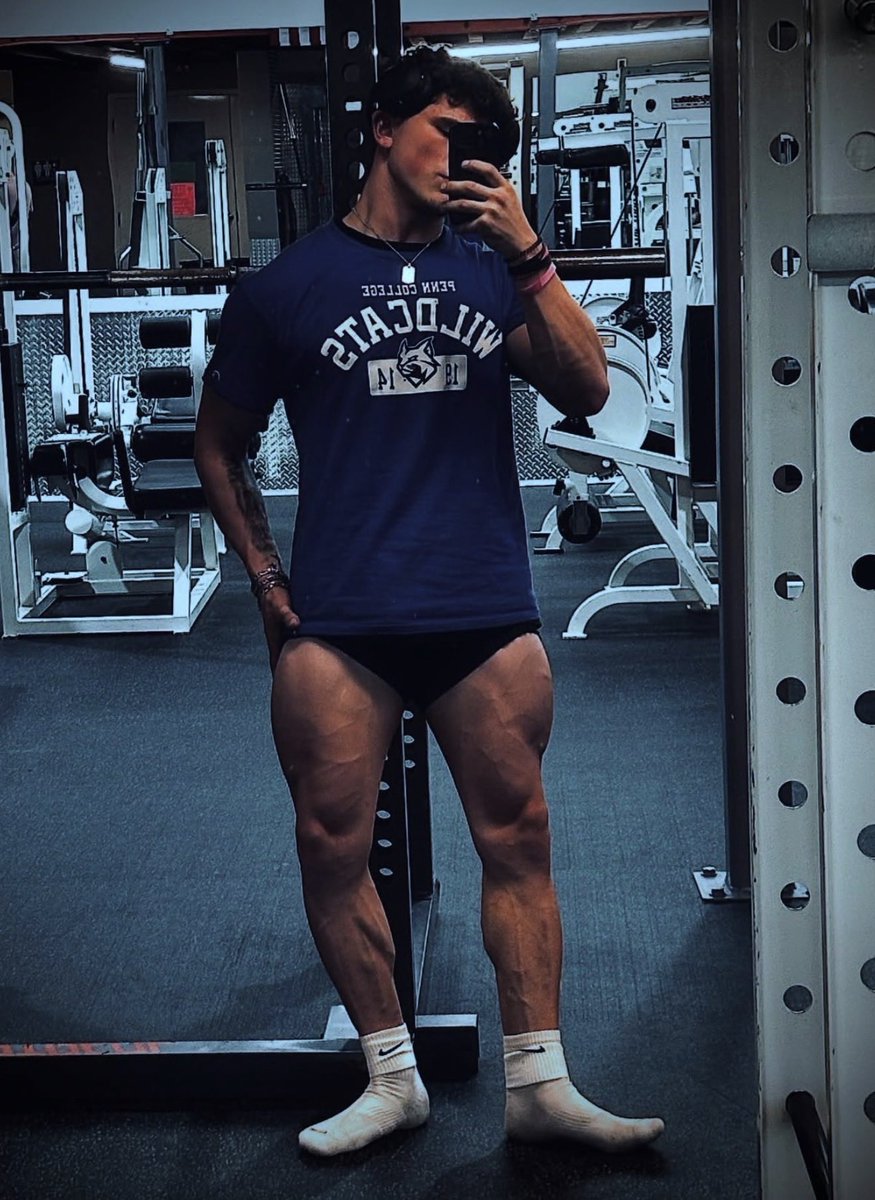 Alpha Economics: Straight alpha buys pair of $5 white Nike socks, gets them sweaty at the gym, homo buys them off the alpha for $150