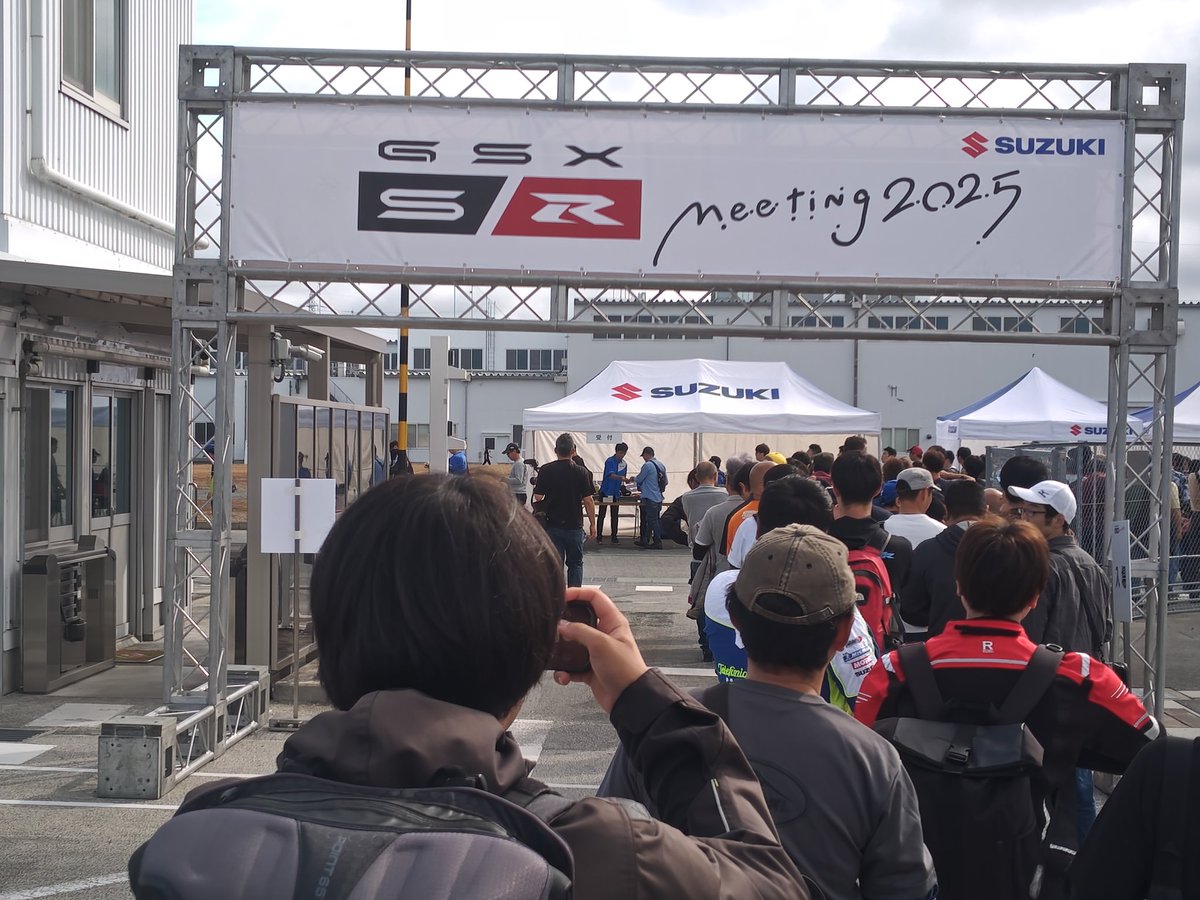 exit0811's tweet image. 入場ー🙌