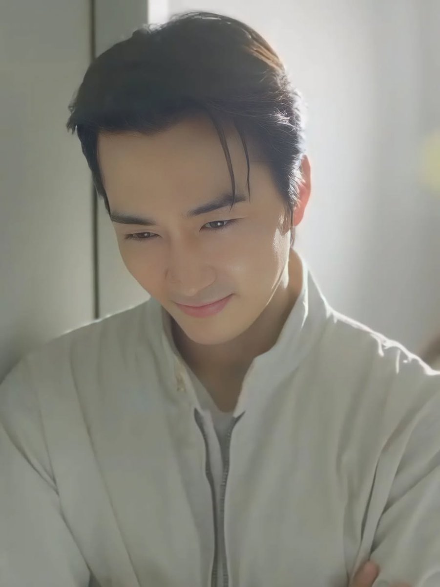 TreeSarangheyo's tweet photo. @SongSH 
#SongSeungHeon
#ซงซึงฮอน 
#โอป้า 
#พี่ชาย ❤️
#หล่อตลอดกาล
+So handsome 
+Oppa
credit : https://t.co/CawxXBPJ8k