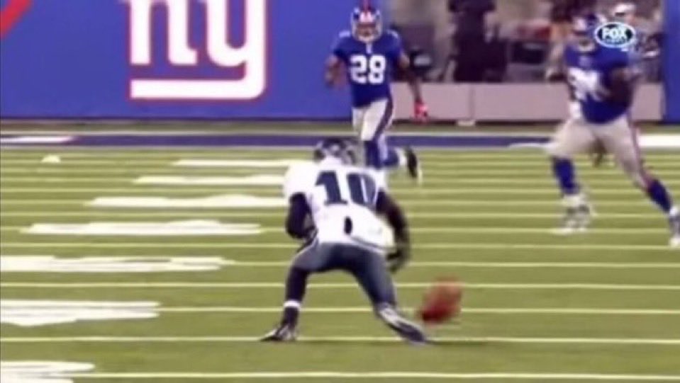 TopFBPosts's tweet image. This punt return