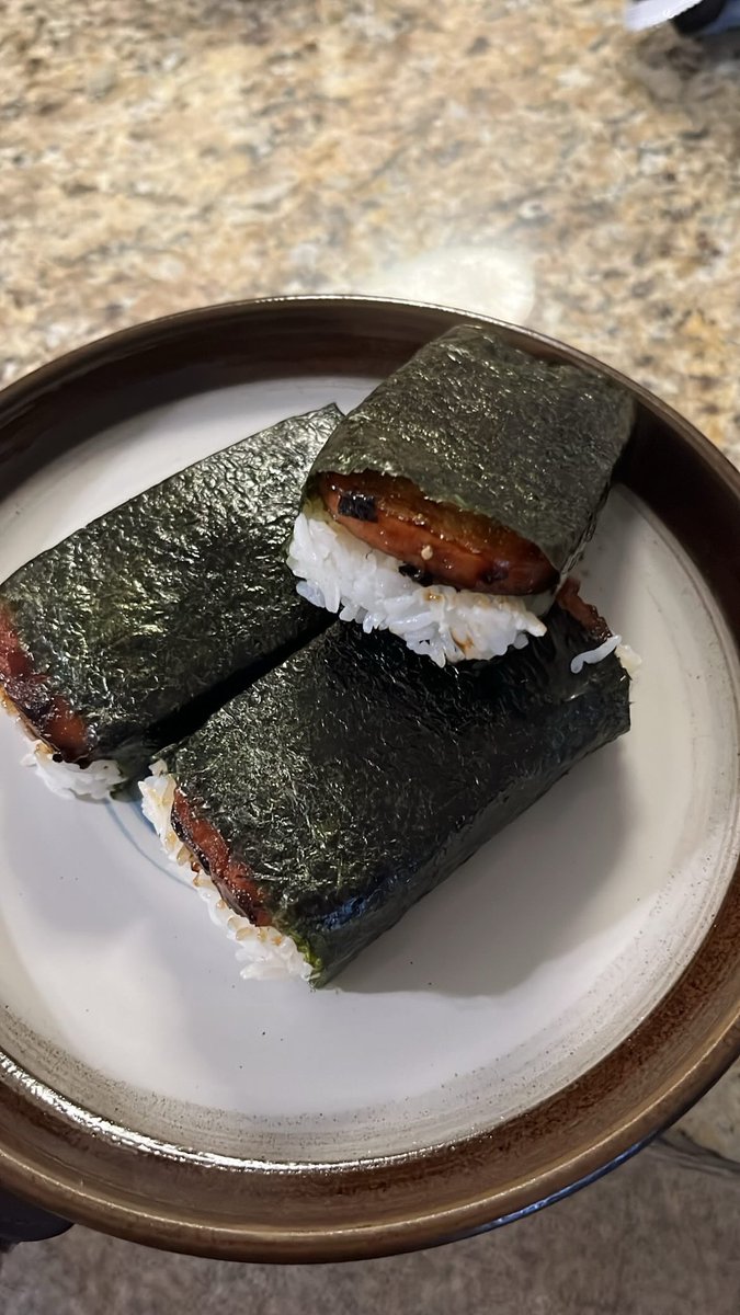 ResidentNaldo (@residentnaldo) on Twitter photo 