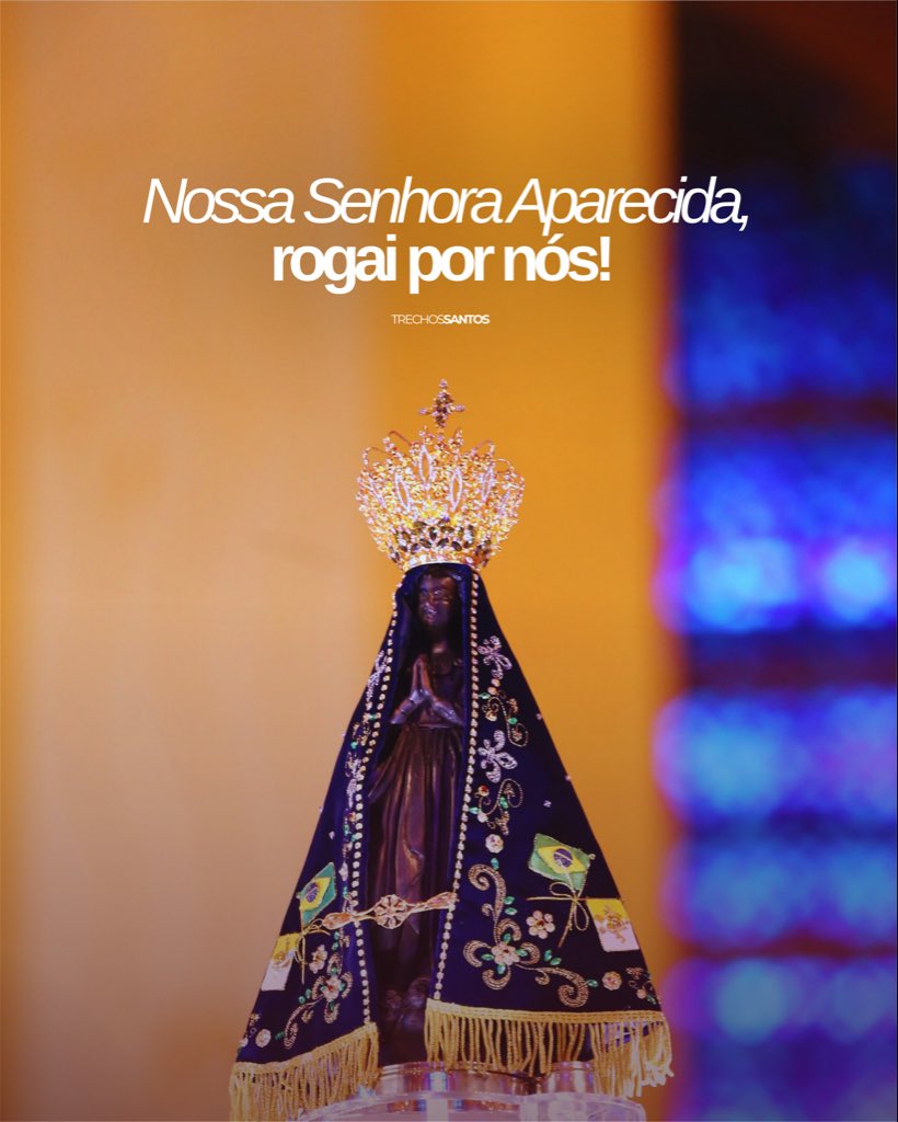 trechossantos_'s tweet photo. Ó querida Mãe Aparecida,
olha por nós com teu olhar de ternura e compaixão.
Protege nossas famílias, ilumina nossos caminhos
e fortalece nossa fé em teu Filho Jesus.

Tu que apareceste nas águas para trazer esperança ao povo,
faz nascer também em nós a confiança e o amor.
Concede-nos tua bênção, ó Mãe amada,
e guarda-nos sempre sob teu manto de misericórdia.

Amém. 🙏🏼