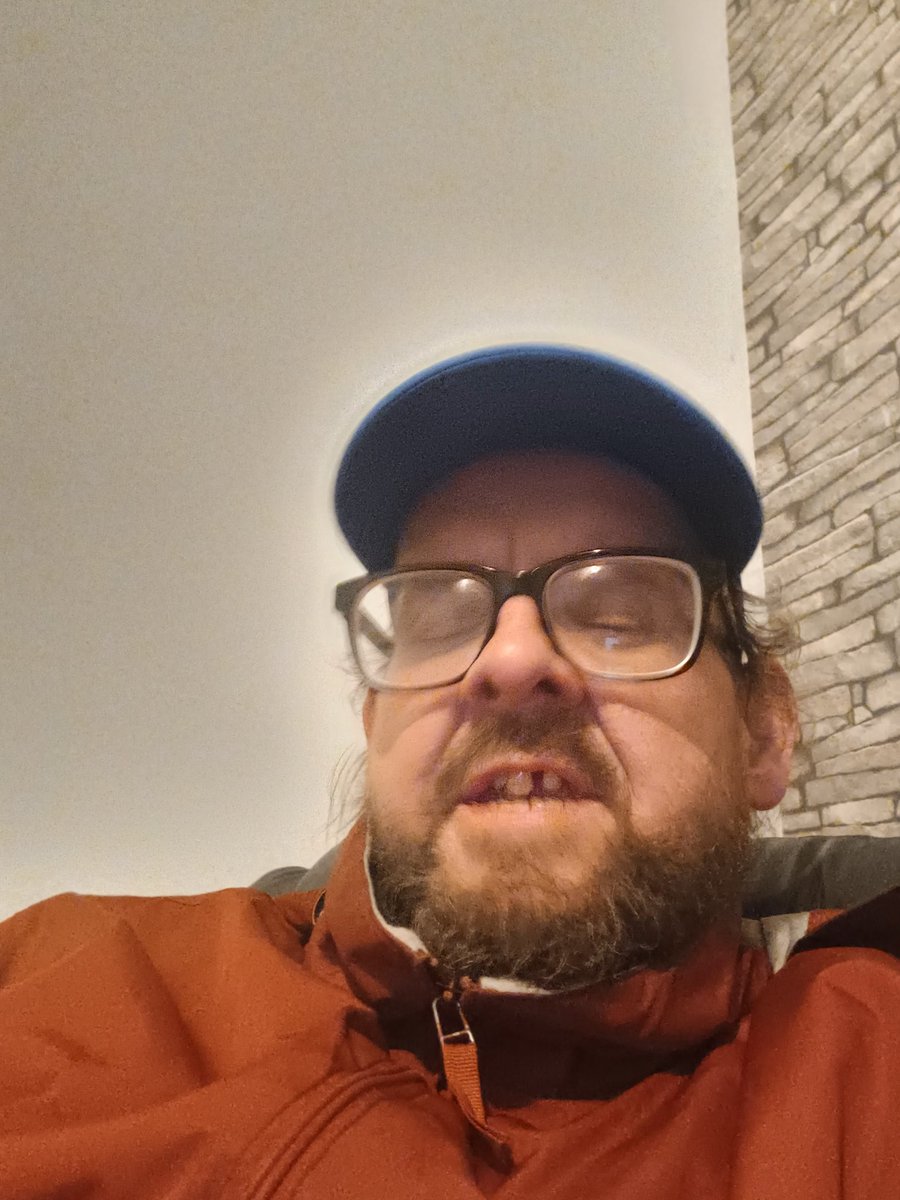Raps_77's tweet image. Goosing around taking a selfie 🤩🤩🤩🤩🤩🤩🤩