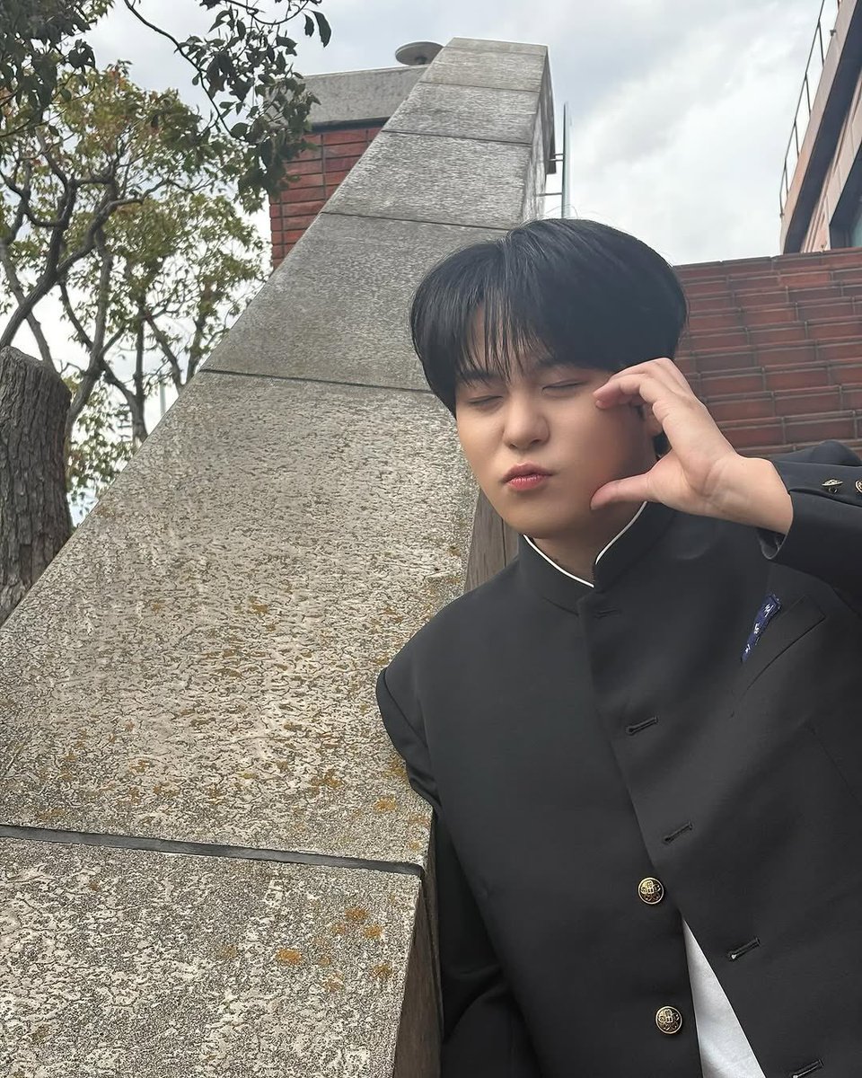 마리(マリ) tweet media