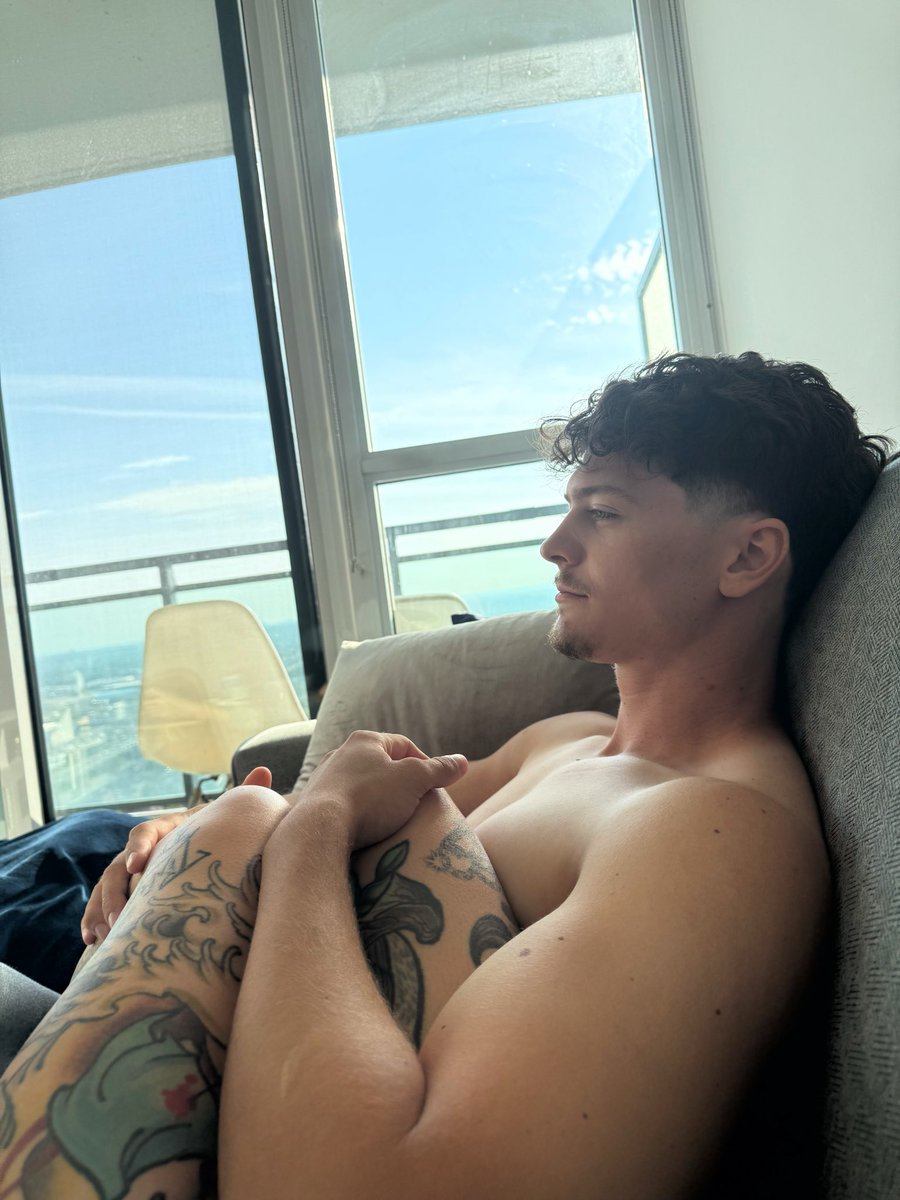 slater1018's tweet photo. Life update: quit league got a haircut and married the love of my life https://t.co/NBFjwVFbBC