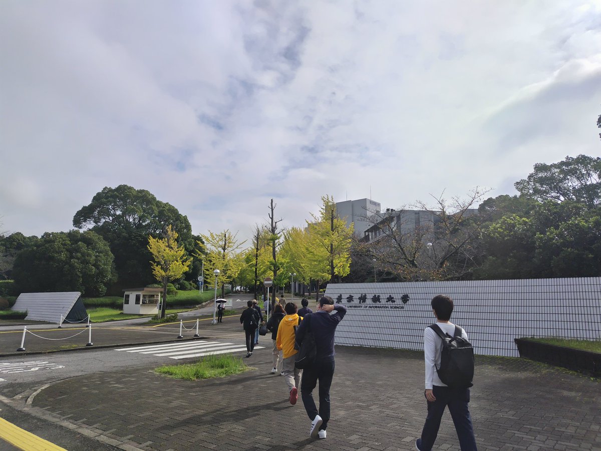 mac_icmy's tweet image. #情報処理安全確保支援士 試験の会場に来た
これまで受けた基本情報技術者や応用情報技術者と違い、通勤時のスキマ時間での試験対策では限界があることを痛感(そもそも専攻も職種も情報系じゃないし)
さて、(午前Ⅰは免除なので)最後のあがきをしてみるか…
#セキスペ #SC