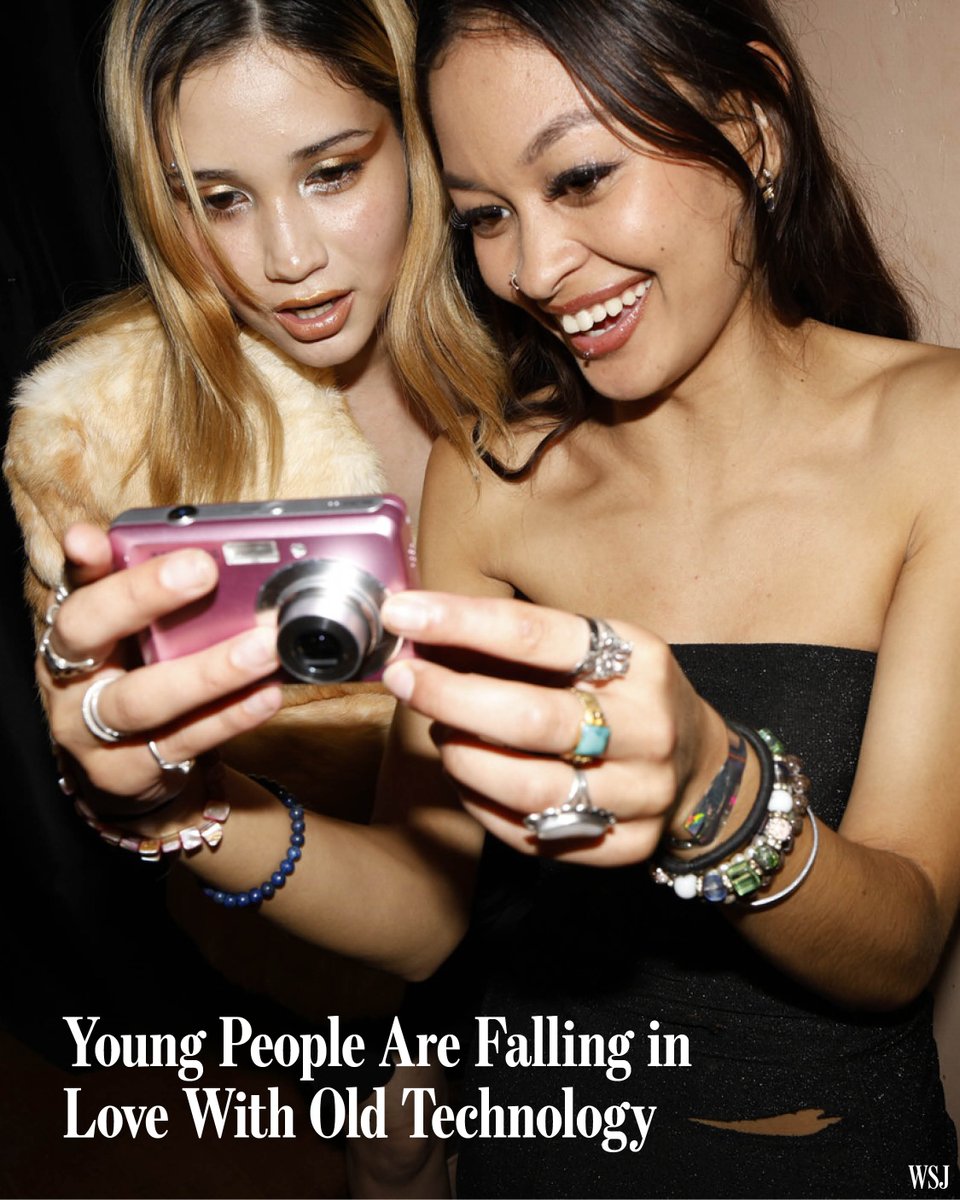 WSJ's tweet image. Driven by a feeling they’ve lost control to screens, teens and twenty-somethings are resurrecting CDs, flip phones and digital cameras.

🔗: on.wsj.com/42Y5e5G
