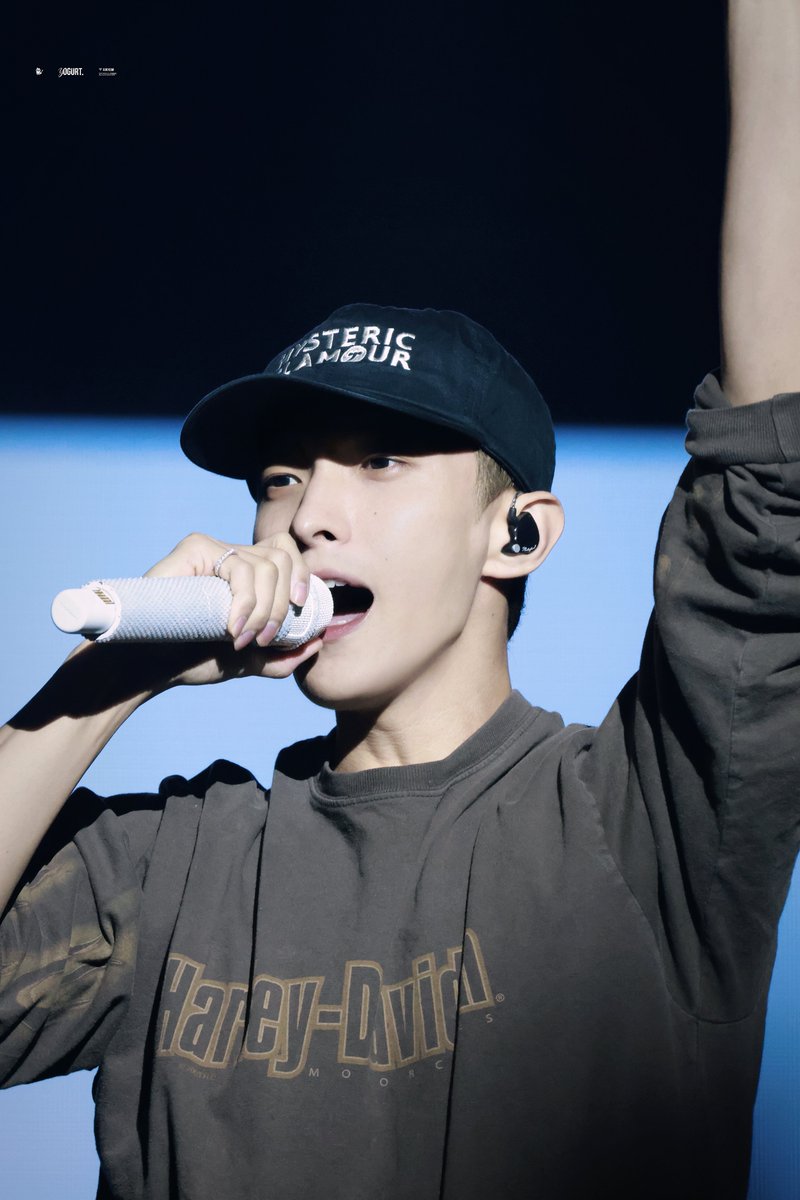 YOGURT_0218's tweet image. 251011

#SEVENTEEN #세븐틴  
#DK #도겸 #이석민 
#ドギョム #DOKYEOM
