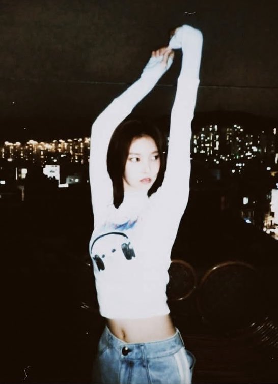 GIRLFRIEND MATERIAL 🍏