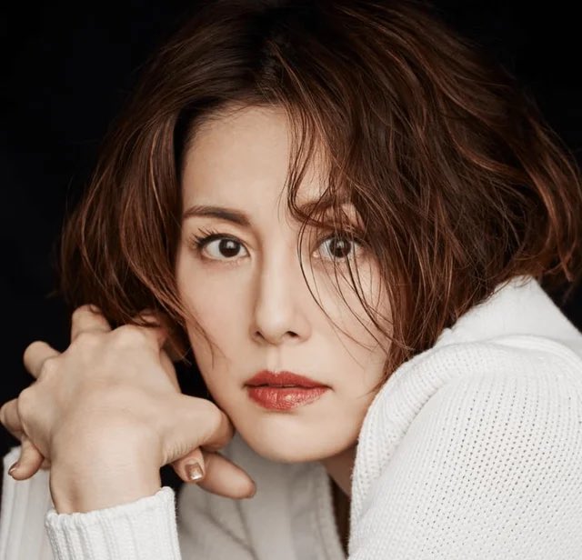 米倉涼子（50）麻薬取締法違反容疑でマトリが本格捜査へ！

厚労省関東信越厚生局麻薬取締部、通称マトリが女優・米倉涼子（50）に対し、麻薬取締法違反容疑で本格捜査を進める方針であることが「週刊文春」の取材で分かった。
