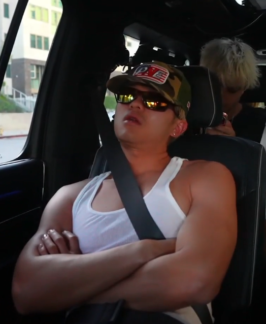 Jasonweenster's tweet image. 