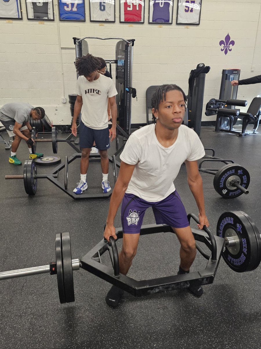 NRHSBasketball tweet media