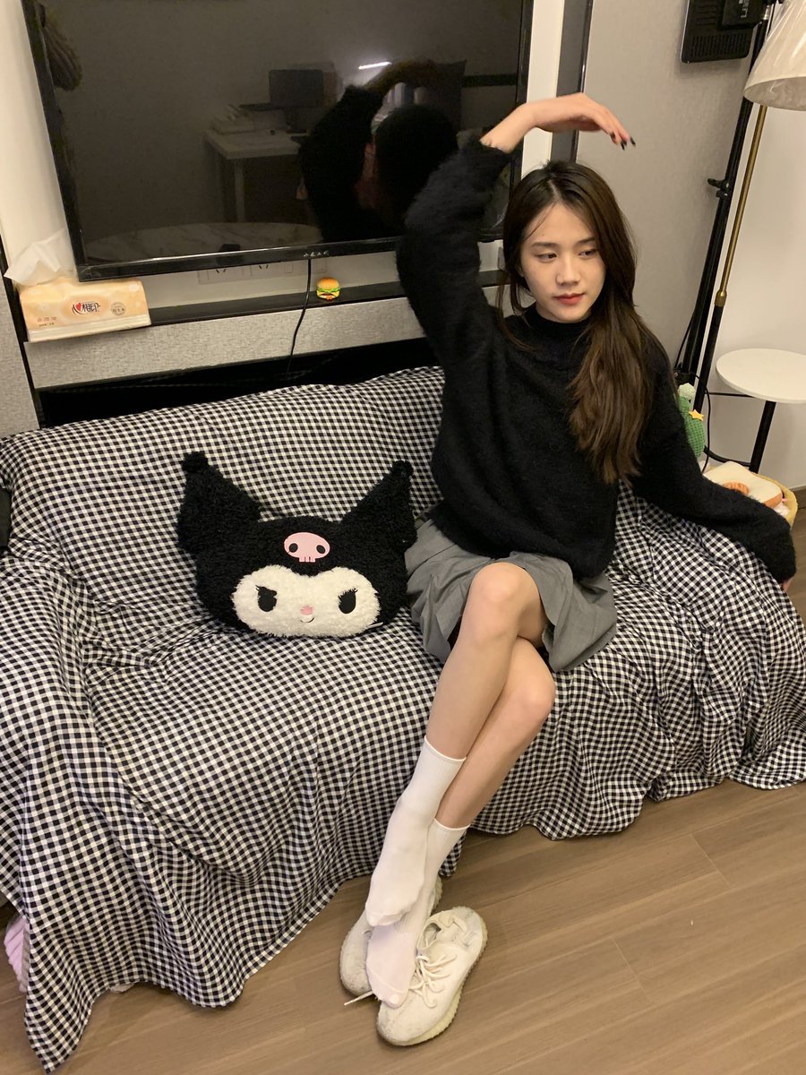 美脚萌足控 tweet media