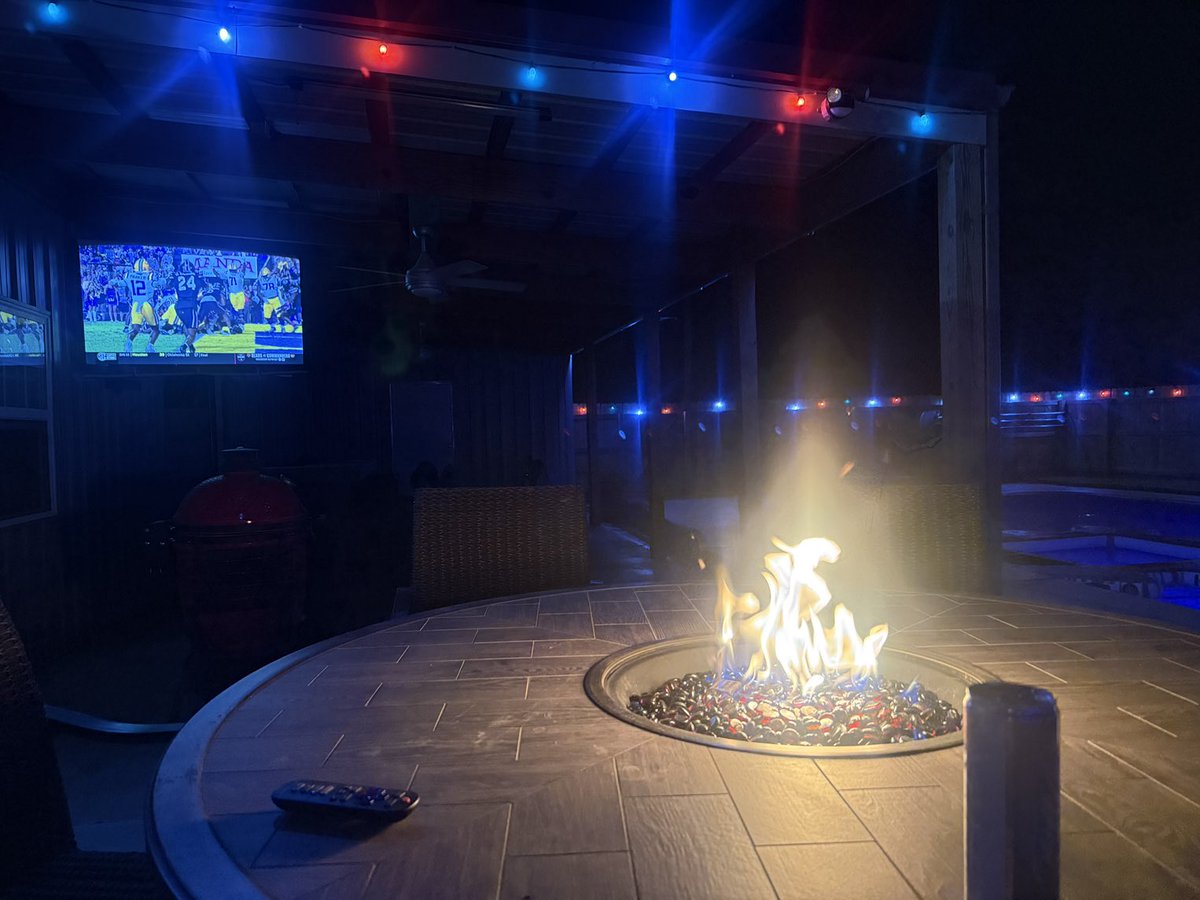 Eddie Lomax tweet media