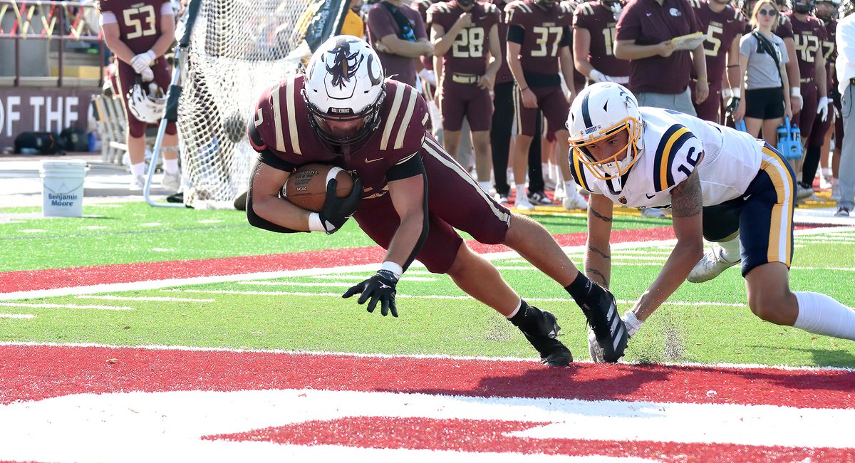 It was a radiant rushing road win for Cobber football. CC rushed for a season-high 445 yards &amp; had Griffin Babolian⬇️, Mason Hughes &amp; Nick Walter all record 2 rushing TDs. Hughes &amp; Walter both posted a career-high rushing totals as well.

𝗥𝗘𝗖𝗔𝗣: tinyurl.com/jt8v475f