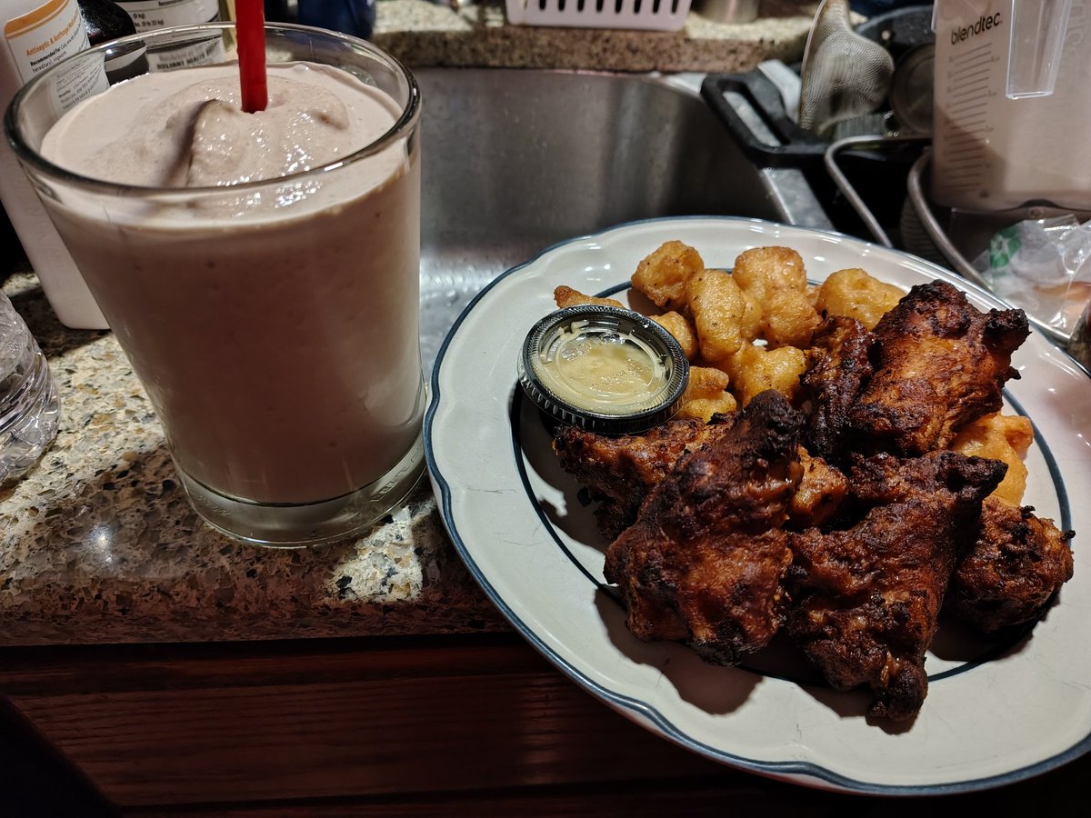 #OPLive. Dinner time!!!!! 😀 #OPLive #OnPatrolLive #OPL300