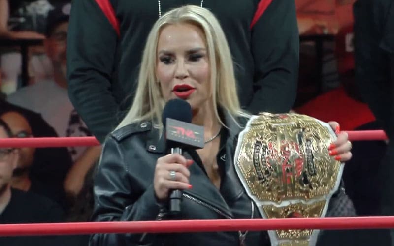 SeanRossSapp's tweet image. Ash By Elegance AKA Dana Brooke called herself &quot;retired&quot; while doing a signing for RDP Promotions.

“I might not be in the ring, but I’ll still be busy. TNA has opened their doors for me and allowed me to do things backstage. Just not in the ring. Never say never so, maybe one…