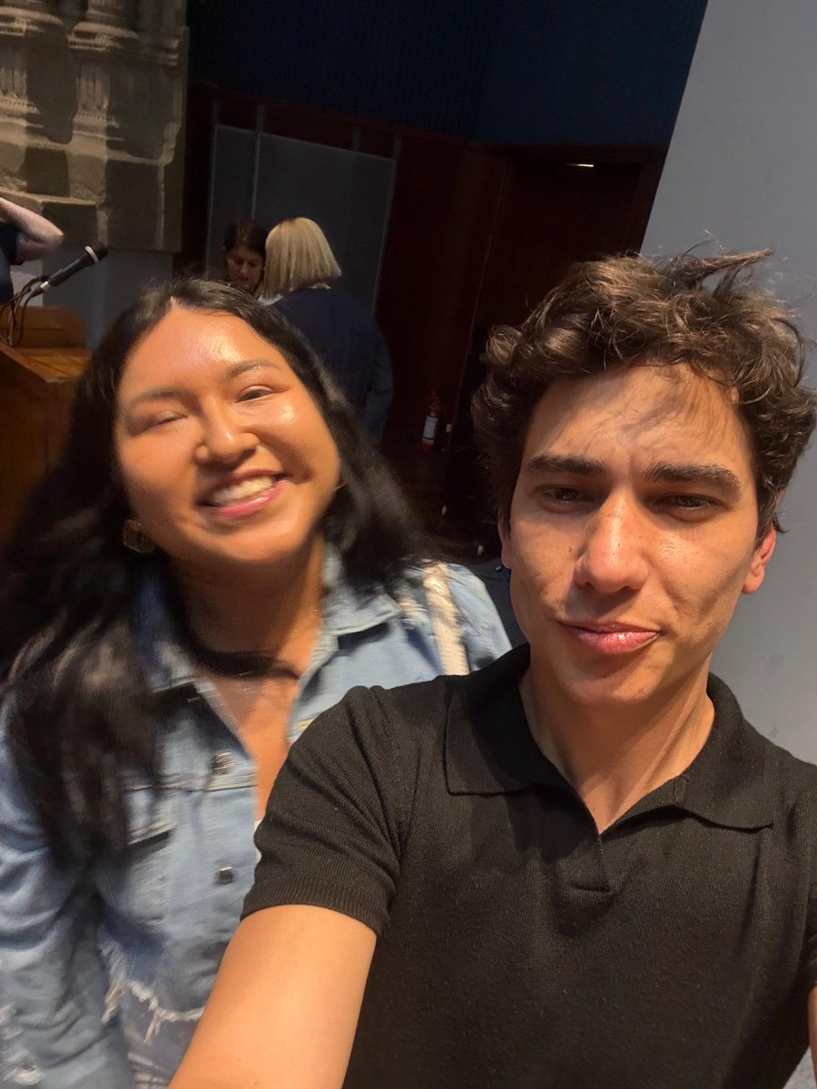 EnzoVoUpdates's tweet image. 3/3 @disoverparty @cremaxbavarian @vallovesenzo 🤍
Ellas estaban en todos lados y sin pensarlo lo lograron. Gracias por tanto @Nousotwiterrrrr te amamos!