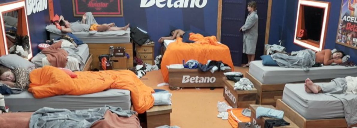 Ger_S_M's tweet photo. Bonito, Que Bonito Hein, #AFazenda https://t.co/z0HjbFV60Q