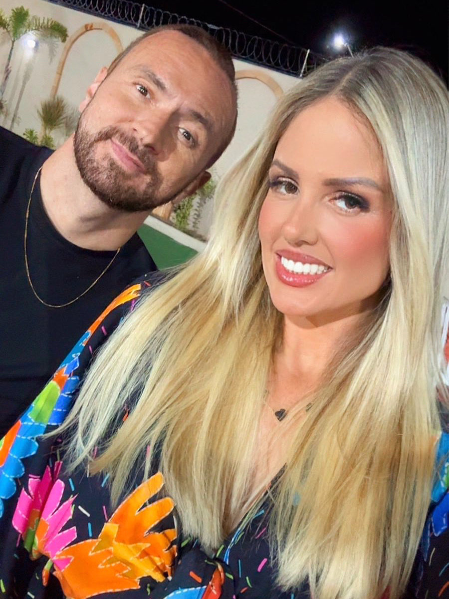Ze_Love's tweet photo. Hoje ganhamos o #ValeNight ❤️
@lucianamonroe ❤️ https://t.co/p252nN3osu