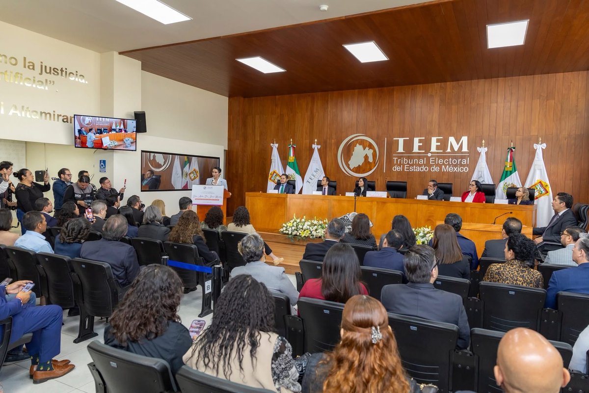Asistí a la toma de protesta de la Dra. Arlen Siu, como Presidenta del Tribunal Electoral del Estado de México para el periodo 2025–2027.

Estoy segura de que su trabajo contribuirá al fortalecimiento de la justicia electoral y al avance de la democracia en nuestro estado, así