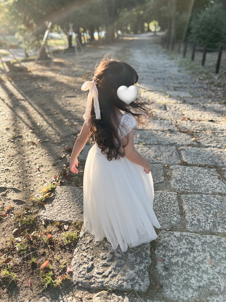 誕生日といえばバズった次女の天然カール

1年後の現在も日によりかなりポテンシャルが異なるけどドレスが似合う髪型に成長しております👸🏻💖