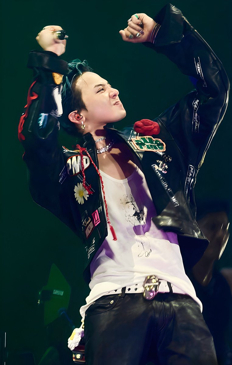 ETERNALLYFORGD's tweet photo. 💜💚💜💚
#GDragonSGP2025 #GDGrandPrix
#GDRAGON #지드래곤 @IBGDRGN https://t.co/g6IPcVz0pn