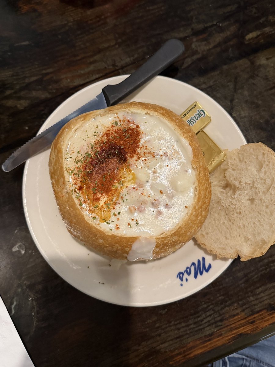 dogblessyou23's tweet image. before and after #devoured