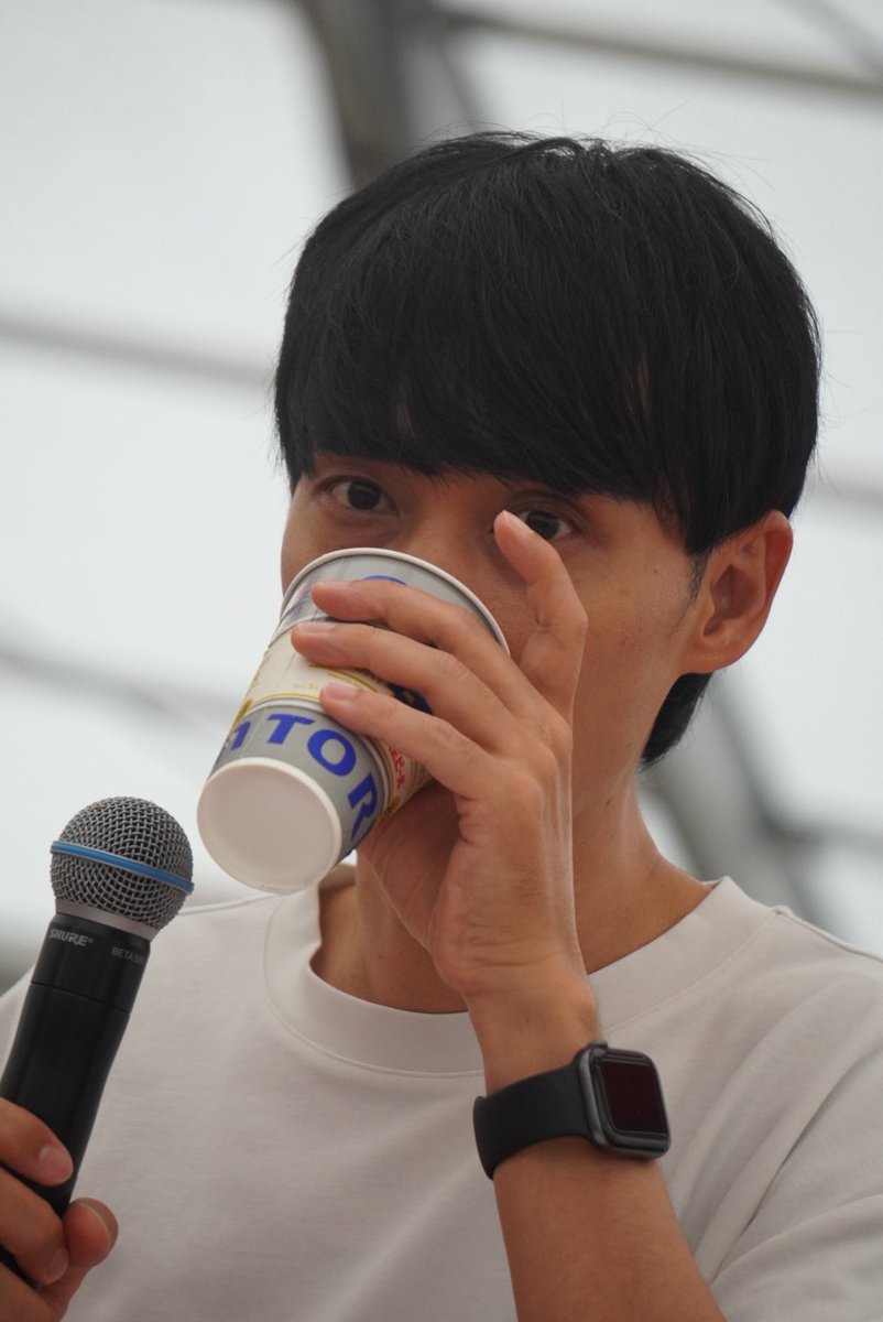 akingo48's tweet image. 2025.10.12(日)
大阪グルメEXPO2025 MATSURI LIVE
祇園櫻井さんpart4

中身は烏龍茶の櫻井さん

#祇園
#櫻井健一朗
#ぎお活
#大阪グルメEXPO