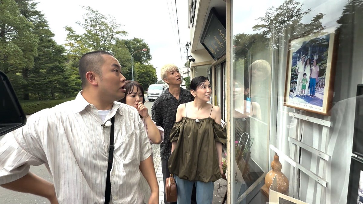 nariyukikaido's tweet image. 本日12:00〜放送の #なりゆき街道旅 は #雛形あきこ さん #天野浩成 さん夫妻と #箱根湯本 の旅🚶‍♀️
#リーズナブル なものから #人気作家の作品 まで取り揃える穴場 #陶器店 で #掘り出し物 を発見🍵
明治時代の古民家で絶品 #自然薯蕎麦 ＆#天ぷら に舌鼓😋
雛形さんが語る #雛ポーズ の誕生秘話とは⁉