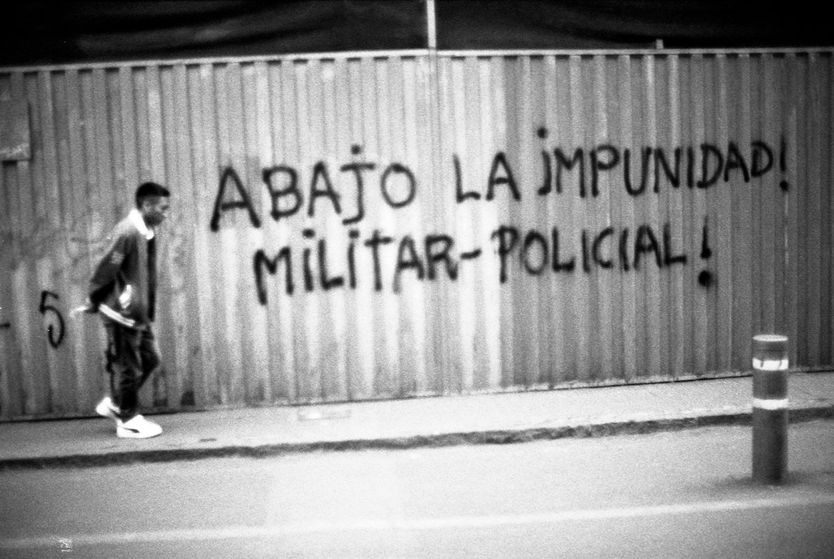 aaaeropuerto's tweet photo. Algunas fotos en 35mm de las marchas previas a la caída de Dina Boluarte https://t.co/Gq5SHc4XTl