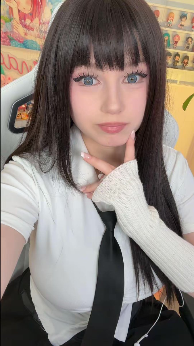 Live now 🤍
Playing Fnaf sister location on stream today! twitch.tv/upminaa