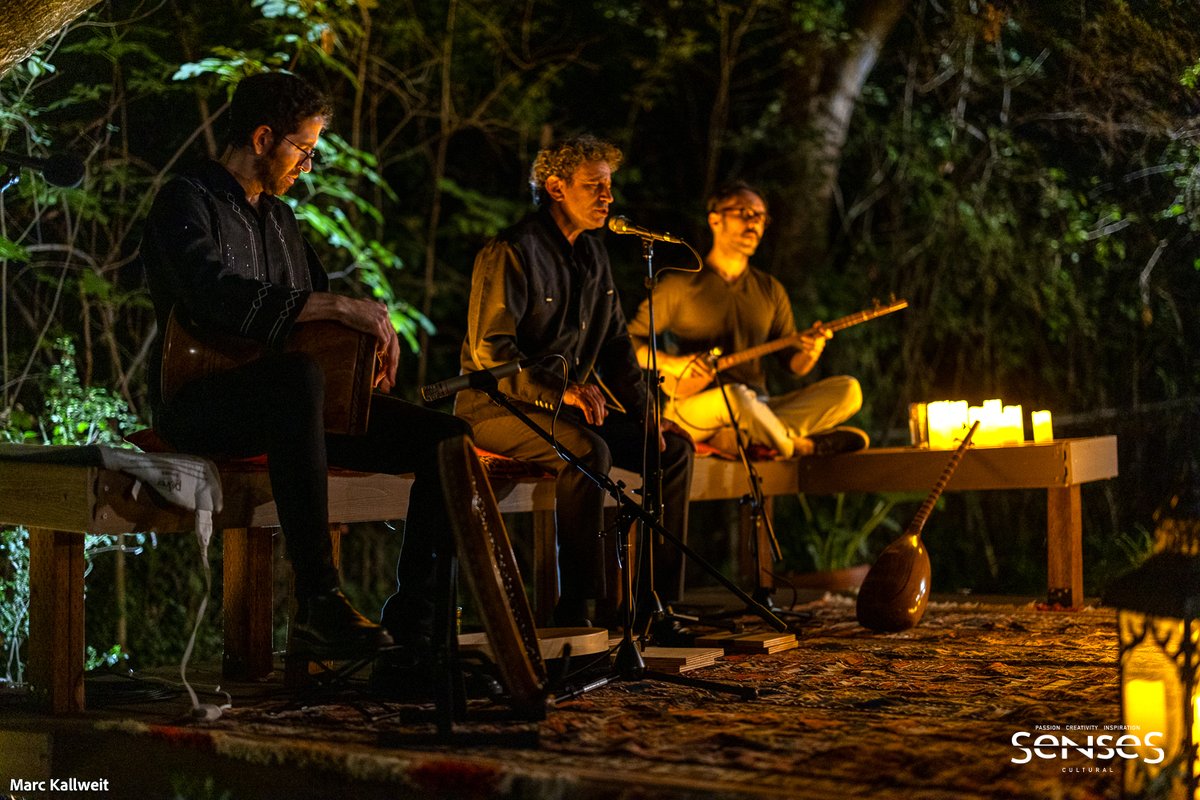 SensesCultural's tweet image. “Echoes of Now: Vocal &amp;amp; Musical Improvisation,” led by Maestro Alireza Shahmohammadi, captivated audiences at #SensesCultural’s Art for Autism, where art met science to support autism research. 

#ArtForAutism #MusicForACause #Autism 
👇Read more:
sensescultural.org/naghmeh-and-an…