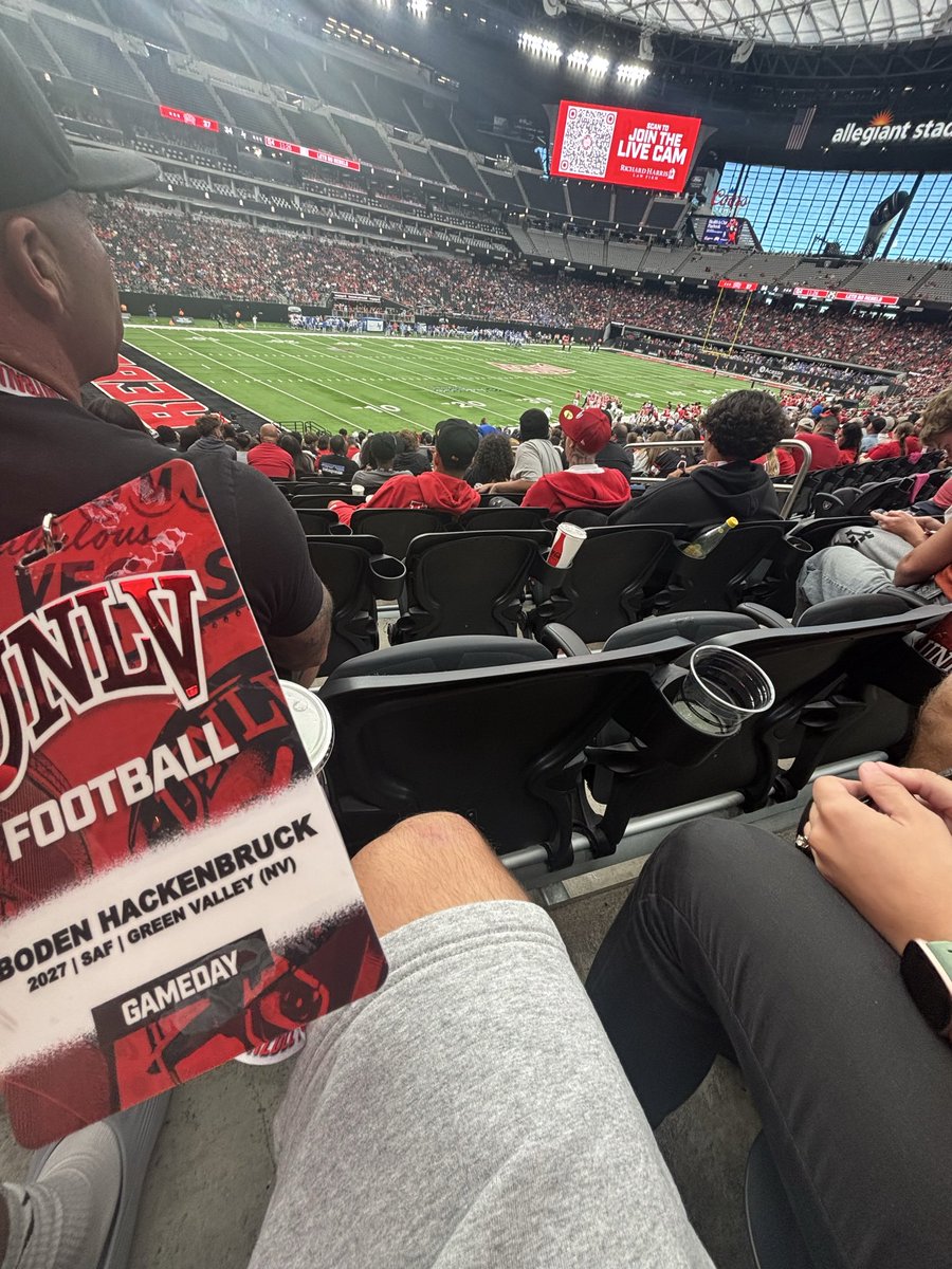 bohack_'s tweet image. Thank you @CoachZampese for the game day invite! Go rebels