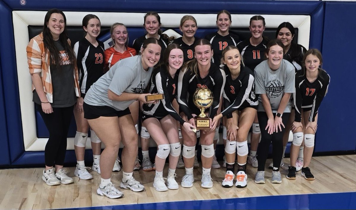 2025 NWKL League Champions the Dighton Hornets! #GoHornets Great job ladies!!🏐🏆