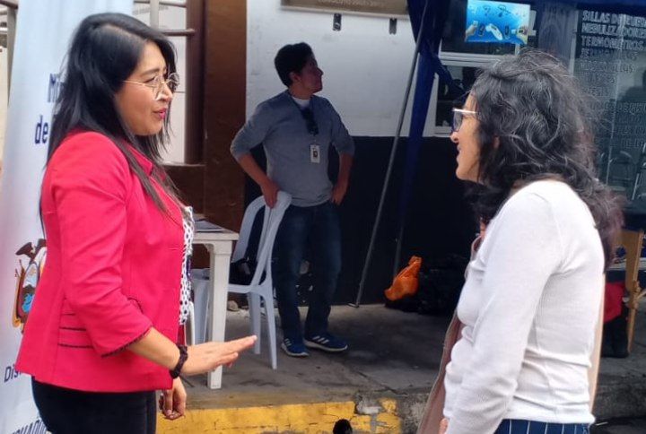 EducacionZ9_Ec's tweet photo. 🌿 #ElNuevoEcuadorImpulsa en Conocoto 🤝
Nos sumamos a las Brigadas Sociales, acercando los servicios y oportunidades educativas a las familias de la comunidad.
📚 Seguimos trabajando por una educación de calidad, inclusiva y con atención integral para todos. https://t.co/SPE1xYjVYQ