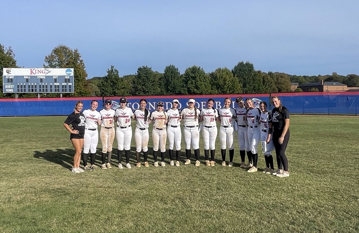 GiannaPitzer's tweet image. Met some cool coaches players at King University today. Had fun with @KingU_Softball today at their camp! @kyleighmpayne @AllenWoodTow @VA_Phoenix_Wood