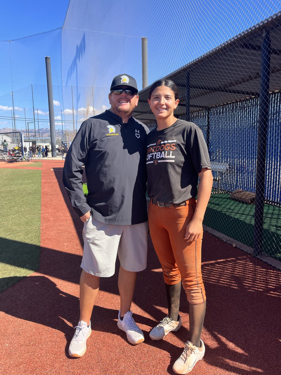 _carlyarredondo's tweet photo. Big thank you to Coach Tammy and @CoachAaronMoore for an amazing camp experience. I had a great time and can’t wait to be back! Go Spartans! https://t.co/70wBog9ByX