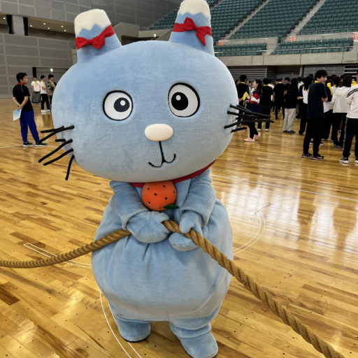 shizunavi's tweet image. しずな~びが参加した競技は・・・
綱引きなび❣(๑ᴖωᴖ๑)/
足は踏ん張ったなびけど、手がツルツル滑って
うまく引っ張れなかったなび(´・ω・`)💦笑
しずな~びの手は綱を引く用ではないことが
わかったなび。゚(゚`ω´ ゚)゚。
#しずなび #しずな~び #ゆるキャラ #静岡県 #不動産