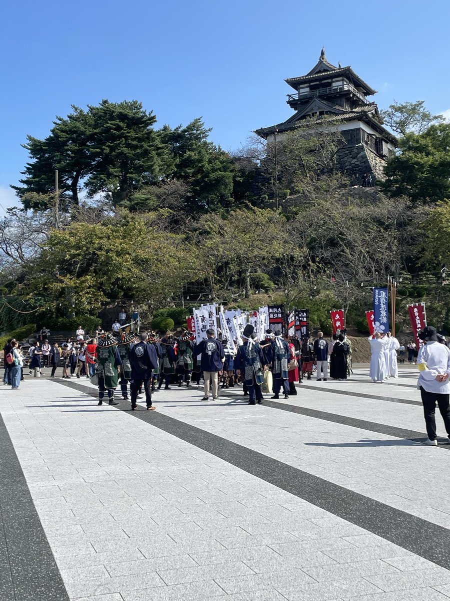 SinkerDown's tweet photo. 地元の祭りに参加中😄 https://t.co/7WpY2rS5vo