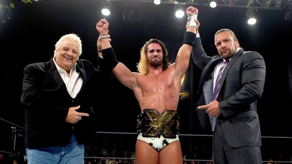 Falbak_'s tweet image. El hijo favorito de Triple H siempre será Seth Rollins
