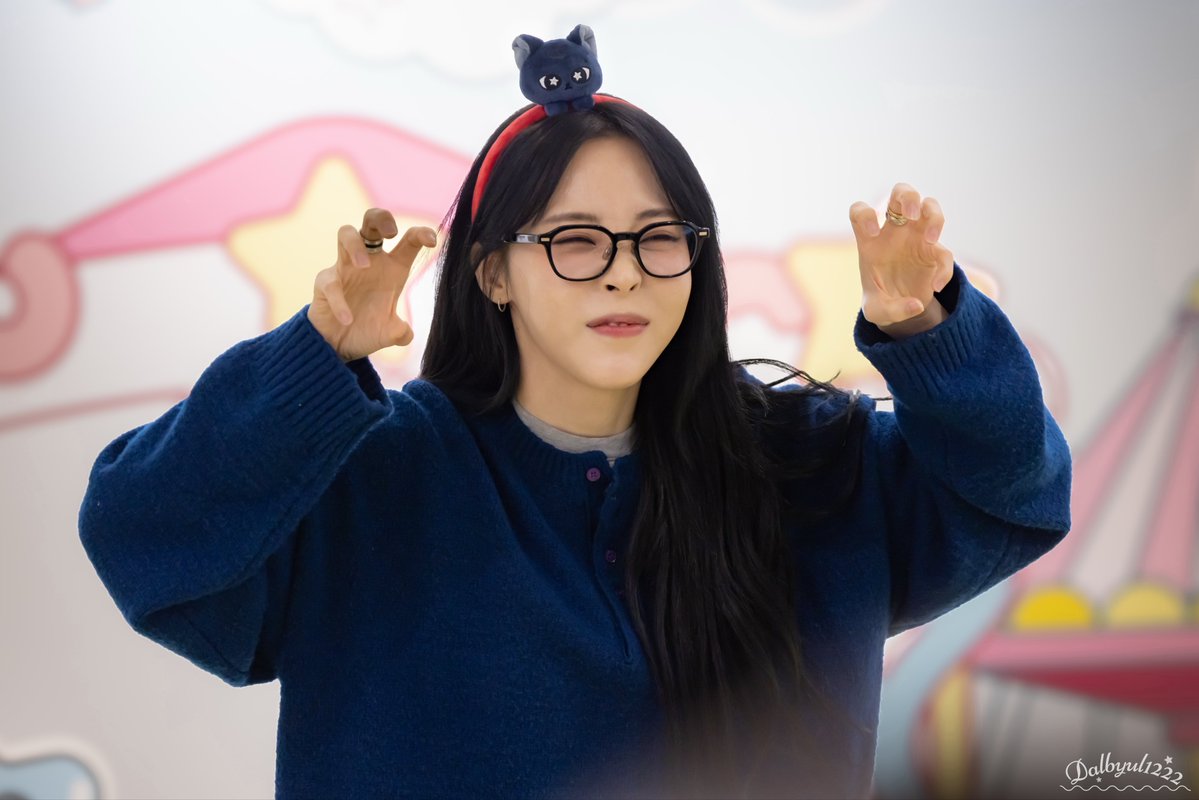 dalbyul1222's tweet image. 251011
Moon Byul

MOONLIGHT ADVENTURE : HAMBYOLAND JAPAN

#MAMAMOO #MoonByul 
#마마무 #문별 #ママム #ムンビョル
#HAMBYOLAND_POP_UP_STORE #햄뵤랜드