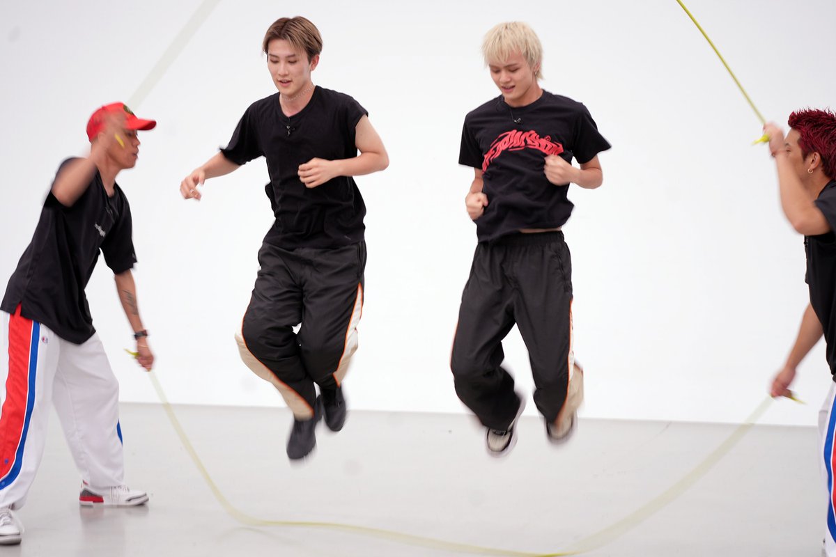 テレ東プラス tweet media