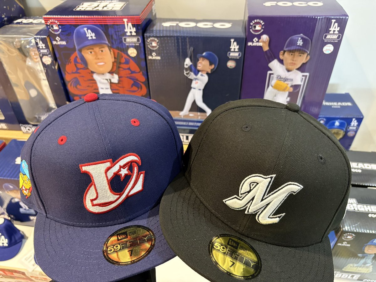 selection_int's tweet image. \特別販売！千葉ロッテマリーンズ&amp;amp;懐かしのロッテオリオンズ×NEW ERAキャップを、JR海浜幕張駅改札前にて数量限定販売します⚾️/

本日も21時までの営業になります🕒
14日最終日は18時までの営業となります🙇‍♂️

#大谷翔平 選手の等身大パネルが目印📸
#佐々木朗希 投手グッズもございます◎

#chibalotte