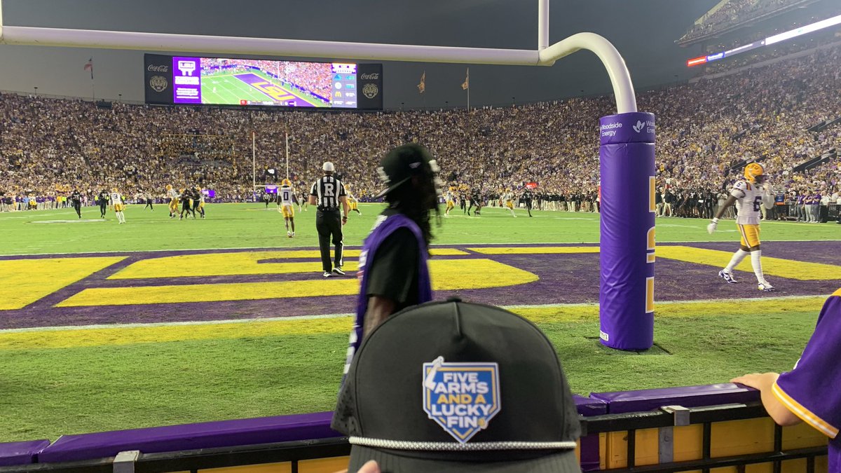 Subscribe to the pod <a href="/5ALFpodcast/">5 Arms and A Lucky Fin - Weekly Sports Podcast</a>